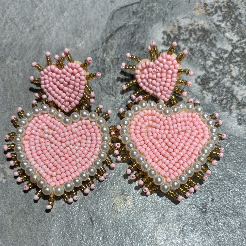 GIVY Pink Beaded Heart Earrings